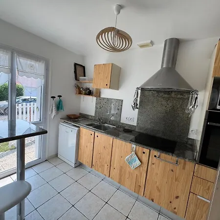 Jolie Maison Lumineuse A Posay