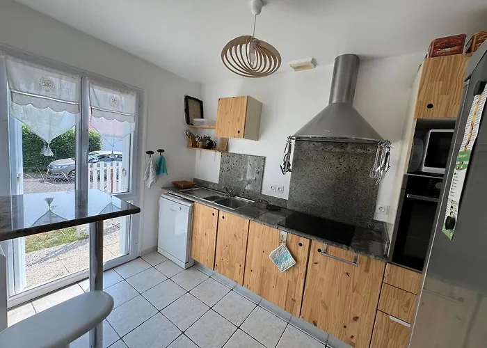 Jolie Maison Lumineuse A Posay