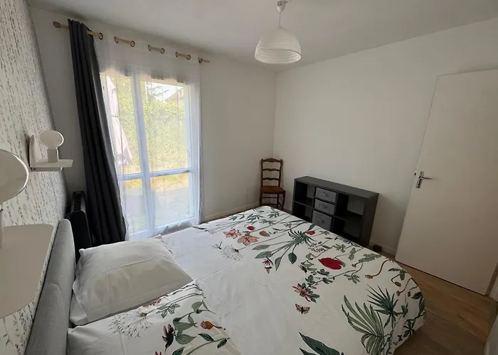 Jolie Maison Lumineuse A Posay