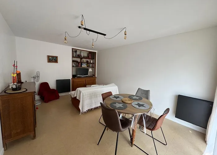 Jolie Maison Lumineuse A Posay La Roche-Posay